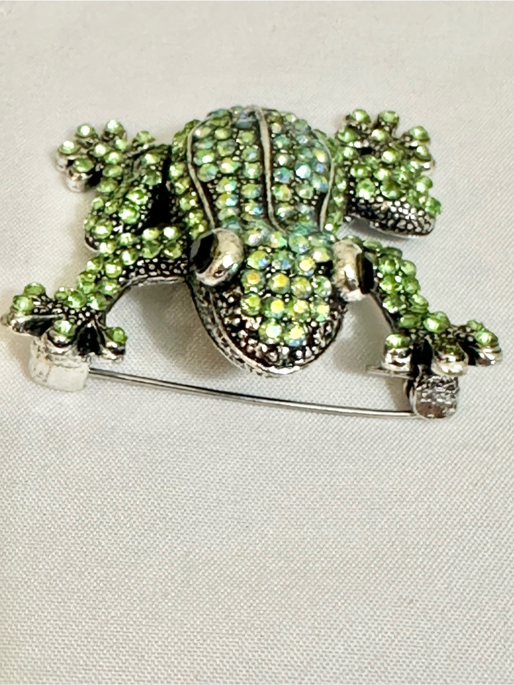 Green Crystal Frog Brooch Pin